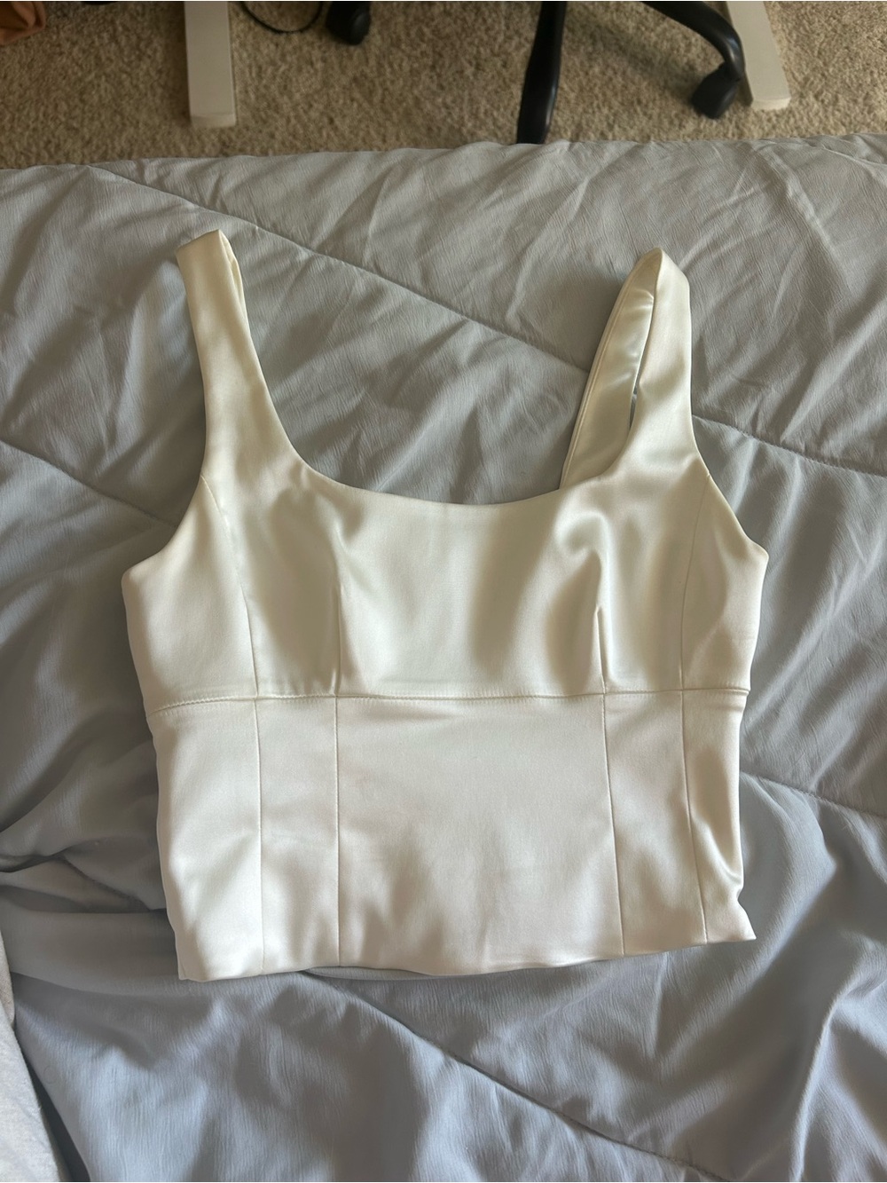 Aritzia Wilfred Women's Cream Square Neck Cropped Tank Top